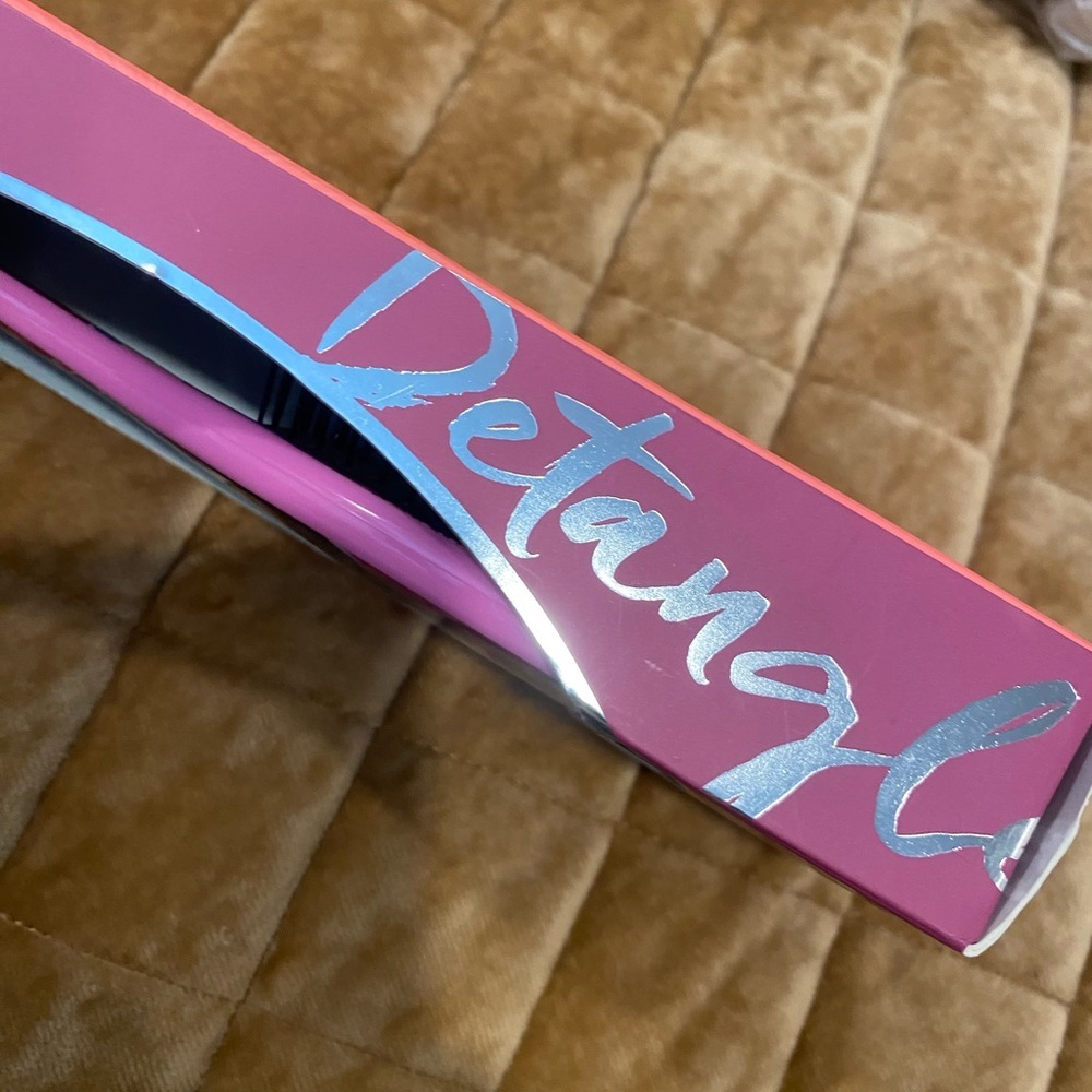 Princess Jasmine WET brush! LIMITED EDITION detangler- great 4 kids and adults! - Picture 6 of 9